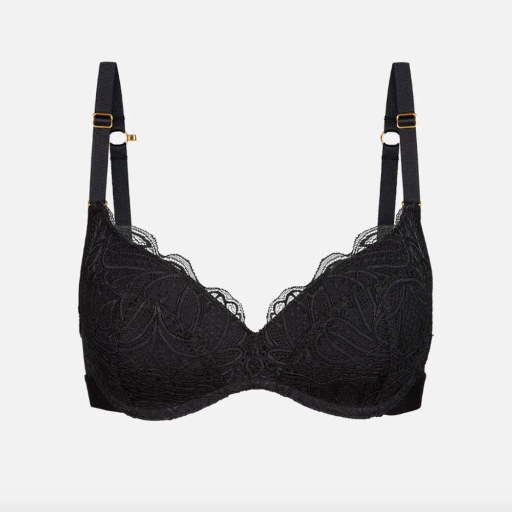 NWOT Lace No-Wire Push-Up